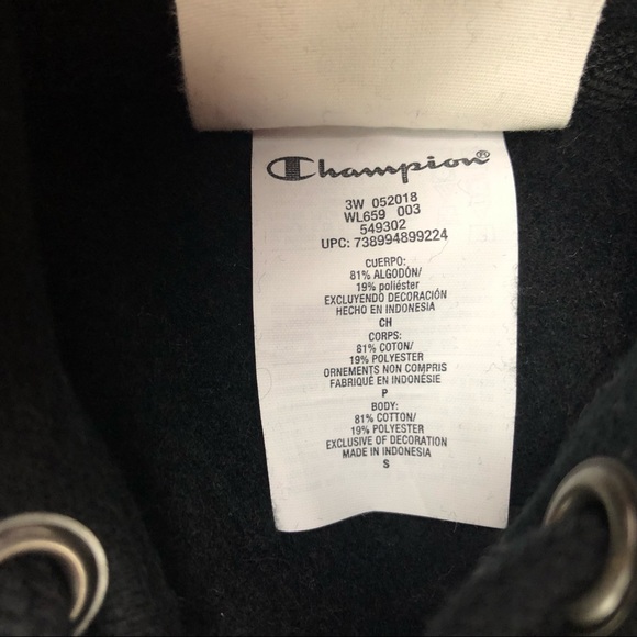 Champion Women’s Reverse Weave Cropped Hoodie - Picture 6 of 6